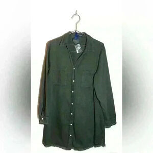 Zilcremo button down shirt with whiskering size xl like new